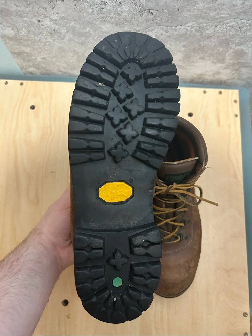Limmer Lightweight hiking boot men’s size 7.5